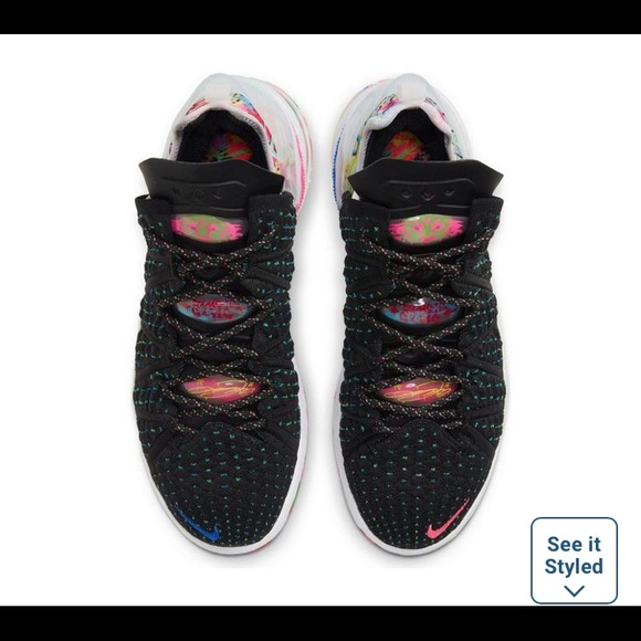 Lebron 18 multicolor